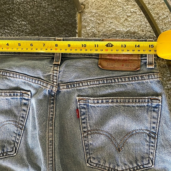 Levi 560 “Comfort Fit” - Light Stonewash, 30W 30L - Picture 7 of 11